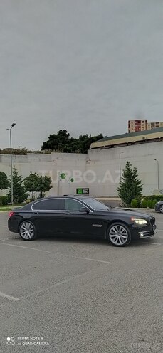 BMW 750 2010, 173,000 km - 4.4 л - Bakı