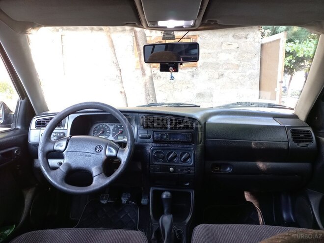 Volkswagen Vento 1997, 300,000 km - 1.8 l - Sumqayıt