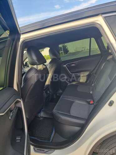 Toyota RAV4 2021, 31,150 km - 2.5 l - Bakı