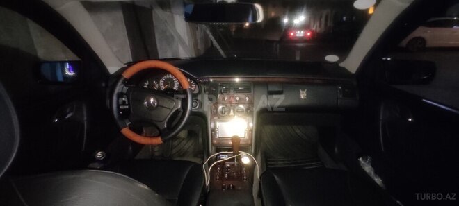 Mercedes E 280 1999, 345,000 km - 2.8 л - Bakı