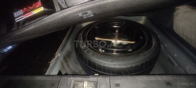 Mercedes E 280 1999, 345,000 km - 2.8 л - Bakı