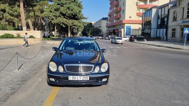 Mercedes E 240 2004, 292,000 km - 2.6 l - Bakı