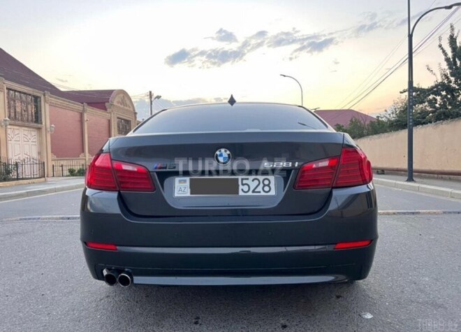 BMW 528 2016, 107,800 km - 2.0 l - Bakı