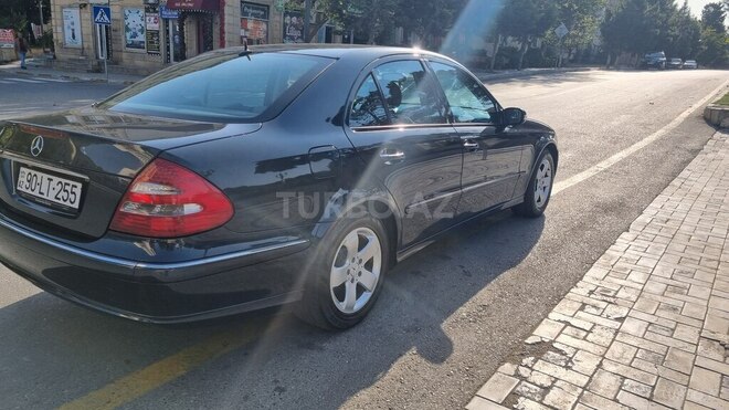 Mercedes E 240 2004, 292,000 km - 2.6 l - Bakı