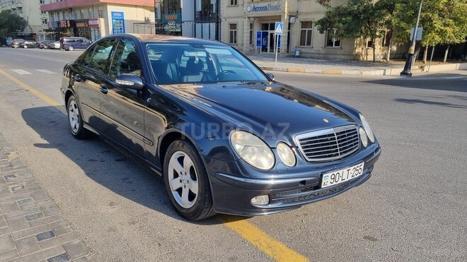 Mercedes E 240 2004, 292,000 km - 2.6 l - Bakı