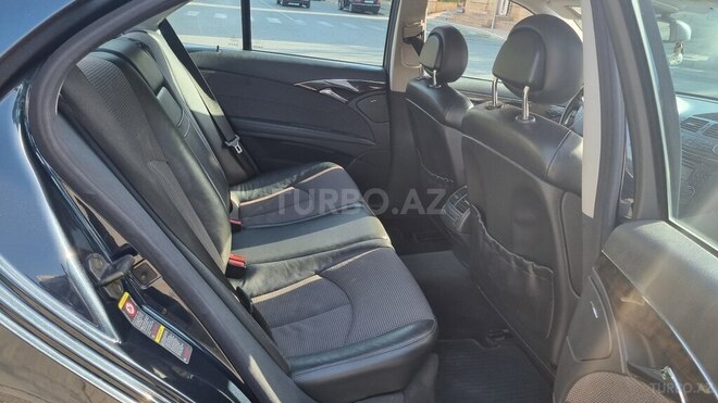 Mercedes E 240 2004, 292,000 km - 2.6 l - Bakı