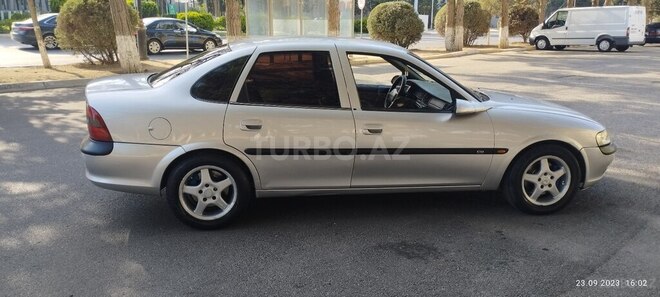 Opel Vectra 1996, 321,545 km - 2.0 l - Sumqayıt