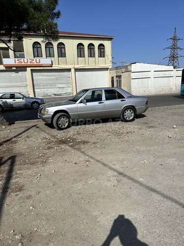 Mercedes 190 1993, 299,999 km - 2.0 l - Bakı