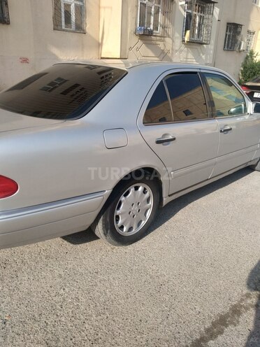 Mercedes E 230 1991, 390,911 km - 2.3 л - Sumqayıt