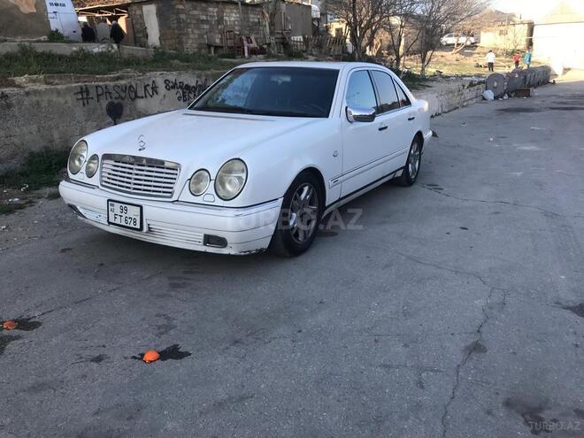 Mercedes E 320 1999, 290,000 km - 3.2 л - Bakı