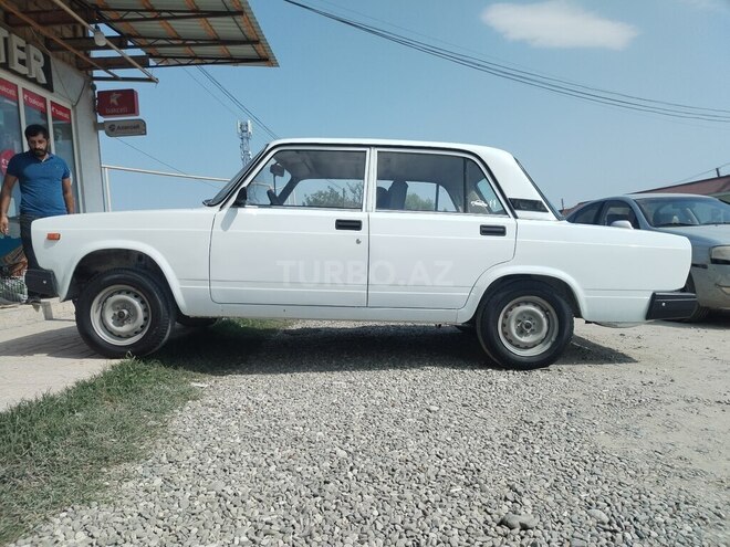 LADA (VAZ) 2107 2006, 42,457 km - 1.6 l - Quba