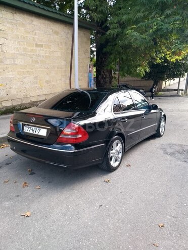 Mercedes E 220 2006, 259,000 km - 2.2 l - Bakı