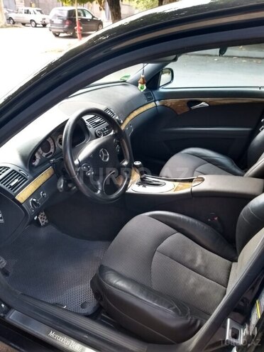 Mercedes E 220 2006, 259,000 km - 2.2 l - Bakı