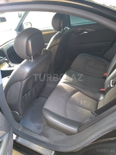 Mercedes E 220 2006, 259,000 km - 2.2 l - Bakı