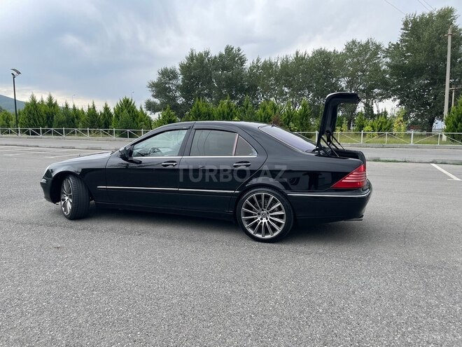 Mercedes S 320