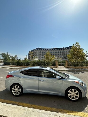 Hyundai Elantra 2011, 135,000 km - 1.8 l - Bakı