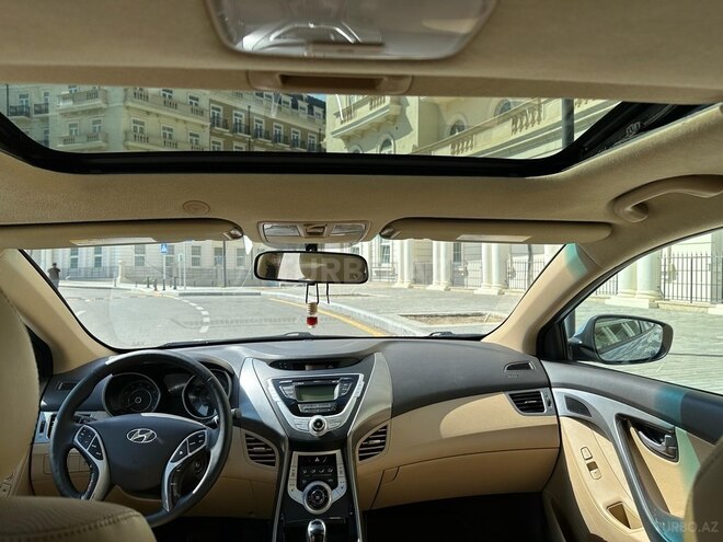 Hyundai Elantra 2011, 135,000 km - 1.8 l - Bakı