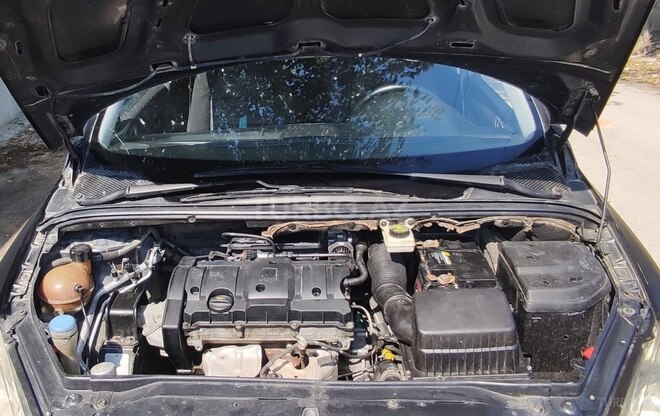 Peugeot 307 2004, 302,388 km - 1.6 л - Bakı