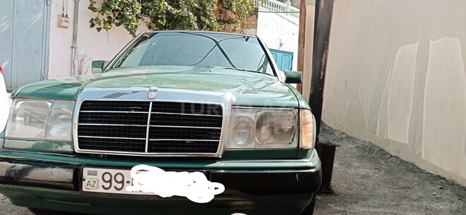 Mercedes E 250 1990, 162,000 km - 2.5 l - Bakı