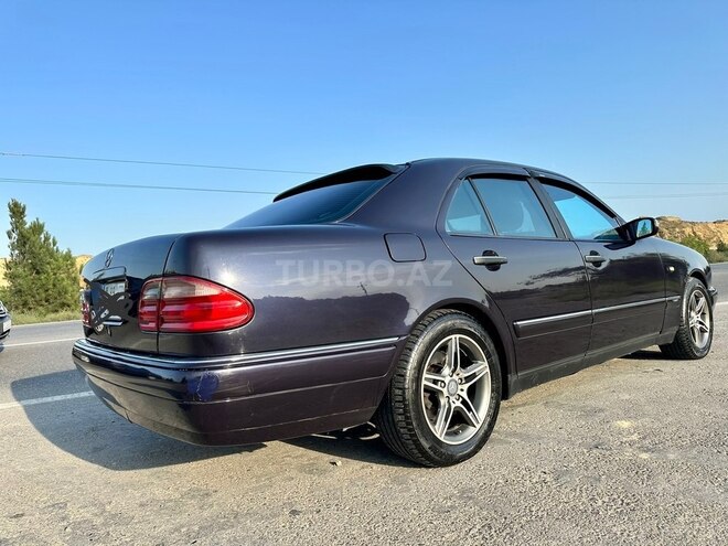 Mercedes E 320 1997, 215,000 km - 3.2 l - Bakı