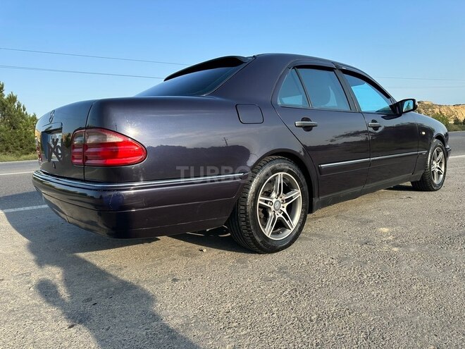 Mercedes E 320 1997, 215,000 km - 3.2 l - Bakı