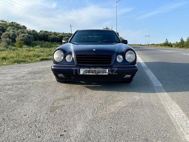 Mercedes E 320 1997, 215,000 km - 3.2 l - Bakı