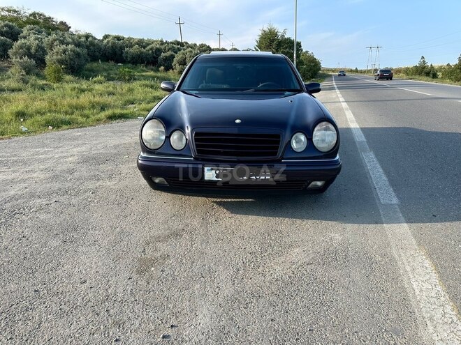 Mercedes E 320 1997, 215,000 km - 3.2 l - Bakı
