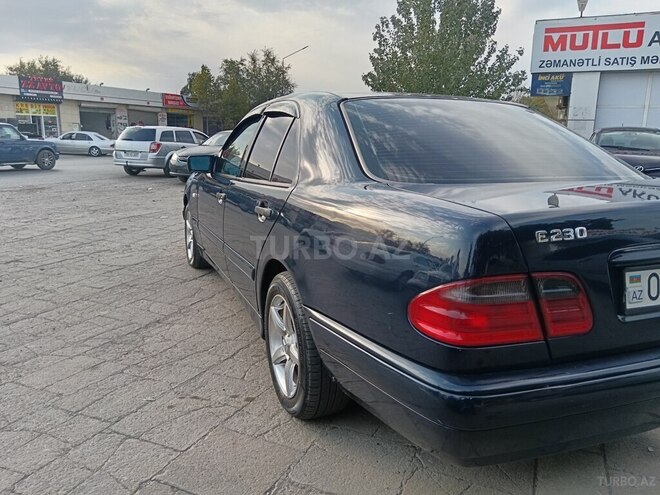 Mercedes E 230 1997, 283,551 km - 2.3 л - Sumqayıt