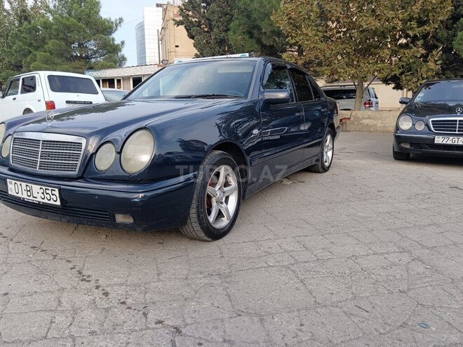 Mercedes E 230 1997, 283,551 km - 2.3 л - Sumqayıt