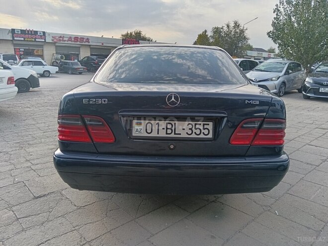 Mercedes E 230 1997, 283,551 km - 2.3 л - Sumqayıt