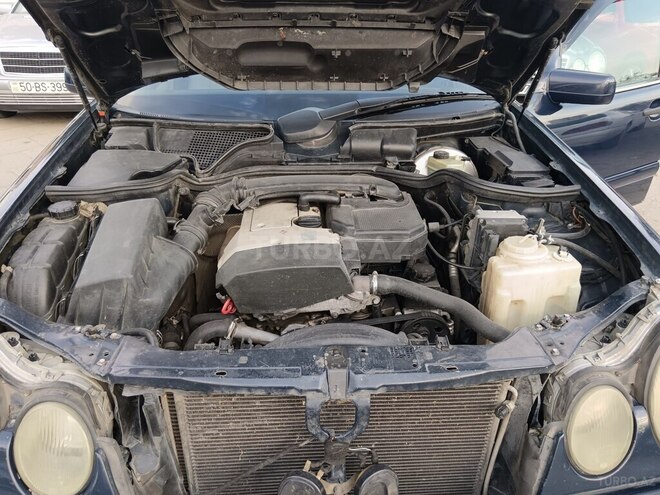 Mercedes E 230 1997, 283,551 km - 2.3 л - Sumqayıt