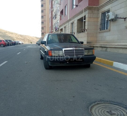Mercedes 190 1992, 300,000 km - 2.6 l - Bakı