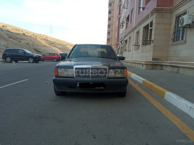 Mercedes 190 1992, 300,000 km - 2.6 l - Bakı