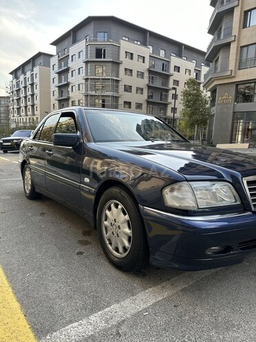 Mercedes C 240 1998, 294,000 km - 2.4 л - Bakı