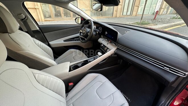 Hyundai Elantra 2022, 4,900 km - 1.6 l - Bakı