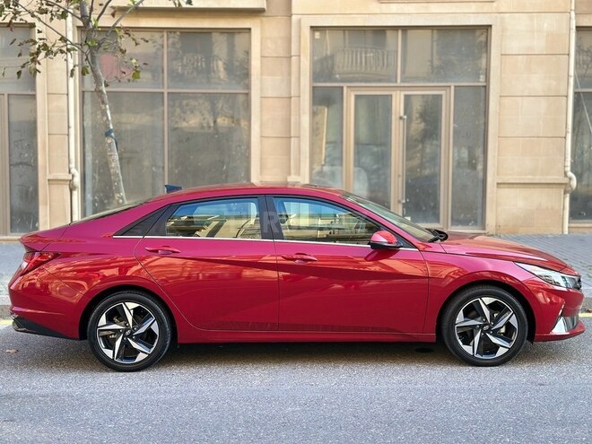 Hyundai Elantra 2022, 4,900 km - 1.6 l - Bakı