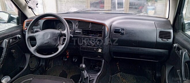 Volkswagen Golf 1993, 250,000 km - 1.6 л - Zaqatala