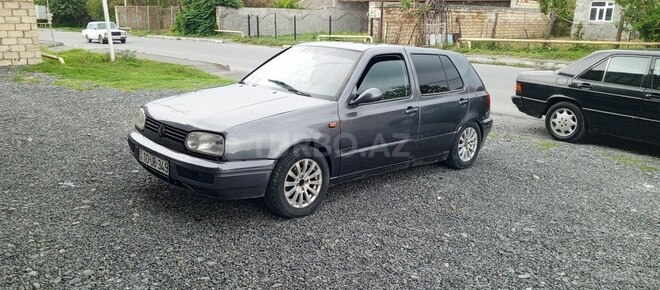 Volkswagen Golf 1993, 250,000 km - 1.6 л - Zaqatala