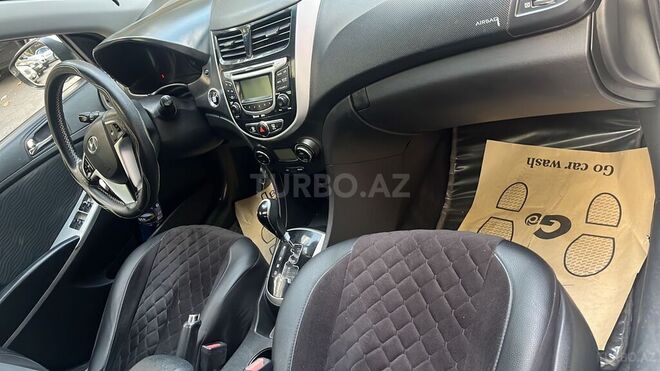 Hyundai Accent 2011, 248,000 km - 1.6 l - Bakı