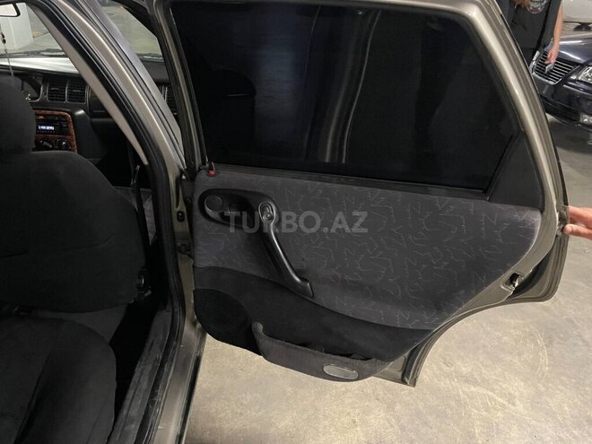 Opel Vectra 1996, 365,000 km - 2.0 l - Bakı