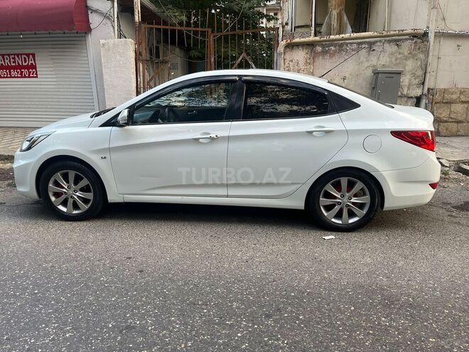Hyundai Accent 2011, 248,000 km - 1.6 l - Bakı