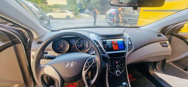 Hyundai Elantra 2015, 4,700 km - 1.8 л - Bakı