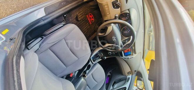 Hyundai Elantra 2015, 4,700 km - 1.8 л - Bakı