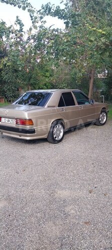 Mercedes 190 1986, 200,000 km - 2.0 l - Masallı