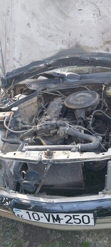 Mercedes 190 1986, 200,000 km - 2.0 l - Masallı