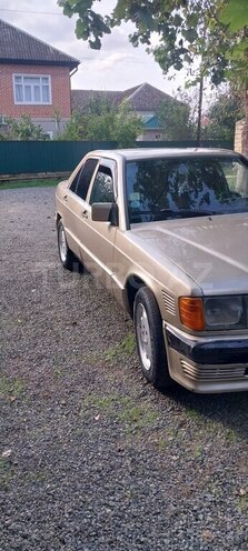 Mercedes 190 1986, 200,000 km - 2.0 l - Masallı