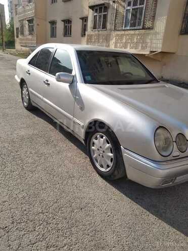 Mercedes E 230 1996, 391,000 km - 2.3 l - Sumqayıt