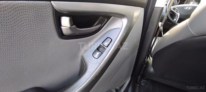 Hyundai Elantra 2011, 225,000 km - 1.8 л - Bakı