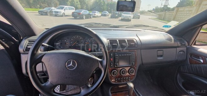 Mercedes ML 320 2002, 302,200 km - 3.2 l - Bakı