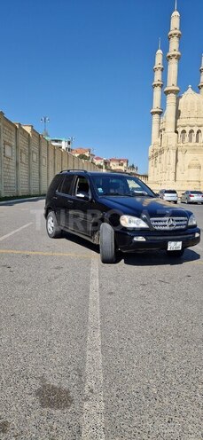 Mercedes ML 320 2002, 302,200 km - 3.2 l - Bakı